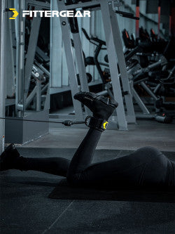 L. Training Straps